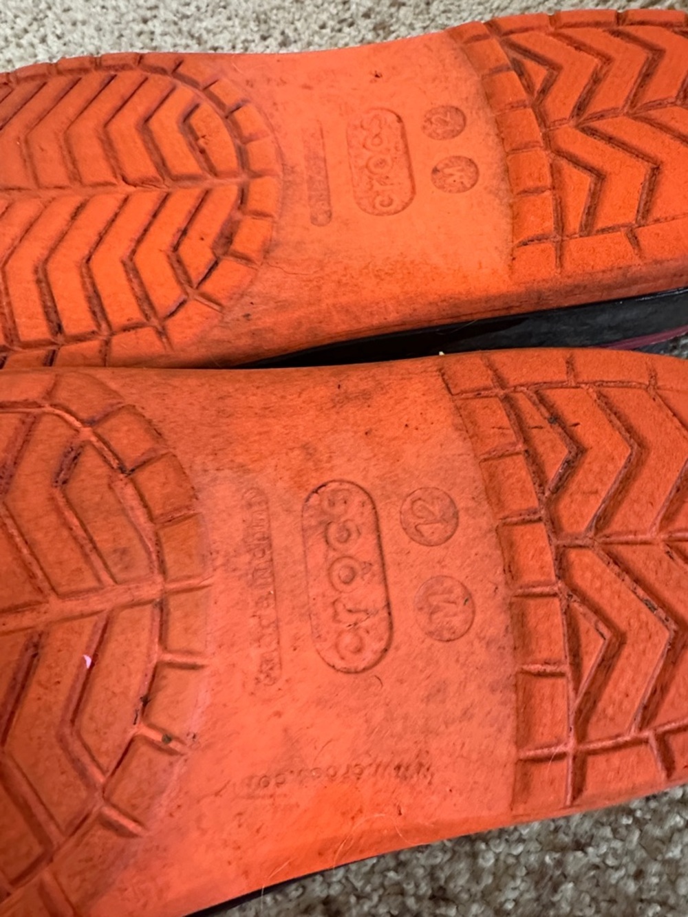 CROCS Men’s Slip-On Clogs - Picture 5 of 5